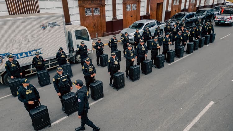 Seguridad: Tecnología y Equipamiento de Primer Mundo